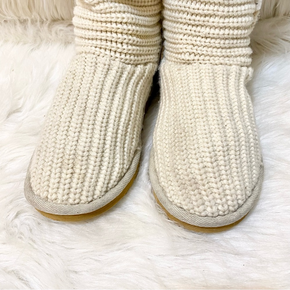 UGG boots - Picture 4 of 8